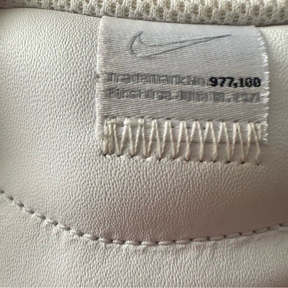 Nike Womens 8 Sneaker Court Royale 2 Mid White Gold Swoosh Retro Shoe DJ2005-100 - Picture 12 of 12